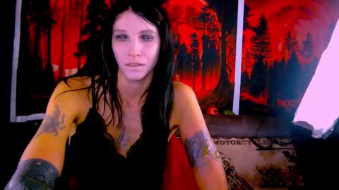 Kristin online show from 11/22/25, 10:47