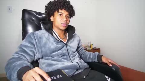 black_tentationx online show from 02/12/25, 02:56