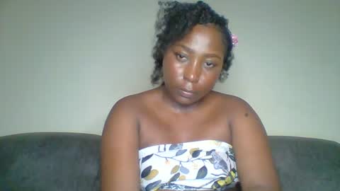 Snapshot of black_umbre chatting on 07/02/26, 07:42 Dee online show from 07/02/26, 07:42