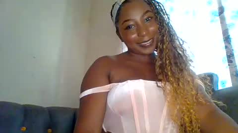 Snapshot of black_umbre chatting on 08/06/26, 09:22 Dee online show from 08/06/26, 09:22