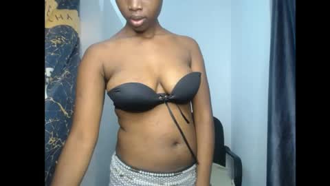 Snapshot of blackbeauty60 chatting on 05/08/26, 06:13 lela online show from 05/08/26, 06:13