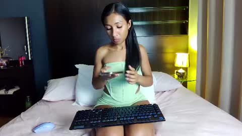 Snapshot of blackd0ll chatting on 06/13/26, 01:53 Angye online show from 06/13/26, 01:53