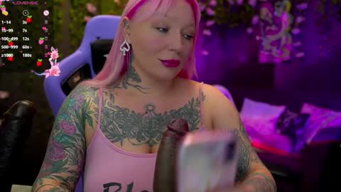 Alice online show from 09/24/25, 01:03