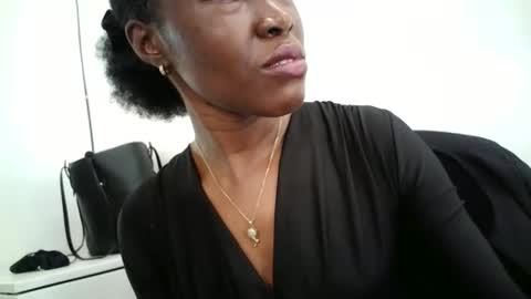 blackfairy01 online show from 12/23/25, 09:18