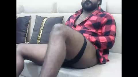 Snapshot of blackhammer0055 chatting on 02/06/25, 03:09 Blackhammer online show from 02/06/25, 03:09