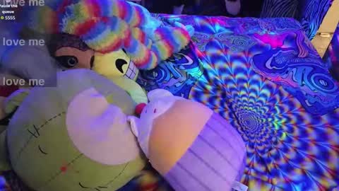 Snapshot of blacklightparty69 chatting on 01/11/26, 02:05 blacklightparty69 online show from 01/11/26, 02:05