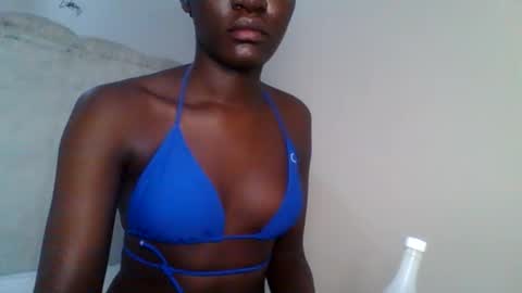 Snapshot of blackmela chatting on 09/10/25, 03:17 Blackmela online show from 09/10/25, 03:17
