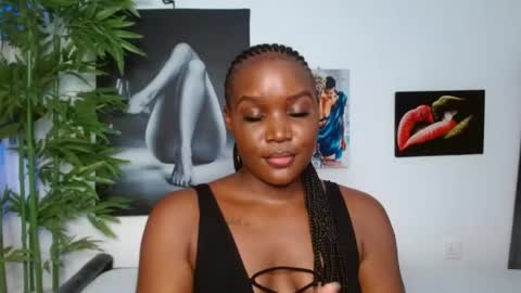 Smiley sylivia online show from 07/05/26, 11:28