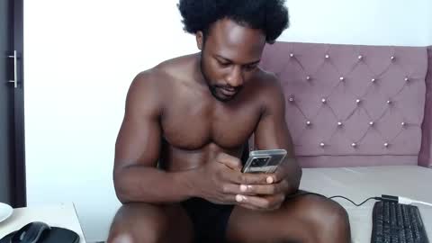 Twtter 1MikeBeckford            Onlyfns beckfordmike online show from 09/11/25, 12:38