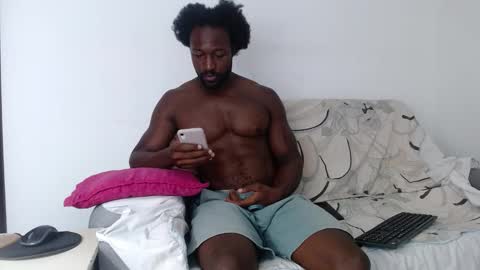 Twtter 1MikeBeckford            Onlyfns beckfordmike online show from 02/25/26, 06:23