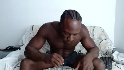 Twtter 1MikeBeckford            Onlyfns beckfordmike online show from 03/02/26, 12:45