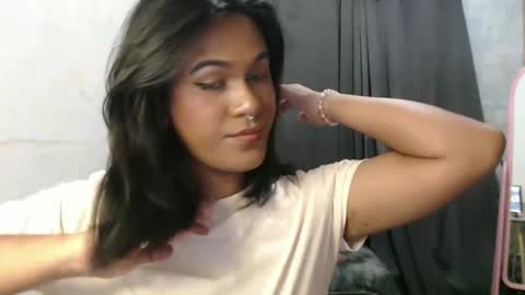 Ellez online show from 10/01/25, 05:19