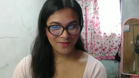 Snapshot of blackpinayts chatting on 02/20/26, 05:59 Ellez online show from 02/20/26, 05:59