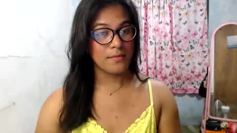 Ellez online show from 03/09/26, 10:52