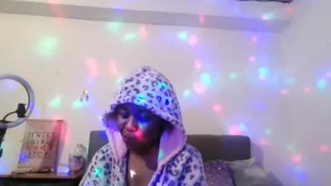 Snapshot of blackqueen888 chatting on 01/17/25, 06:12 blackqueen888 online show from 01/17/25, 06:12