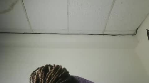 Snapshot of blackqueen888 chatting on 03/08/25, 05:43 blackqueen888 online show from 03/08/25, 05:43