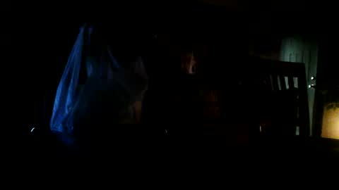 Snapshot of blackriches96 chatting on 12/16/25, 12:37 blackriches96 online show from 12/16/25, 12:37