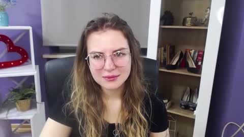 Z O E Y online show from 01/16/25, 05:32