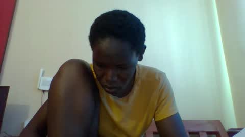 Snapshot of blacksexygal chatting on 05/10/26, 01:49 SARAH online show from 05/10/26, 01:49