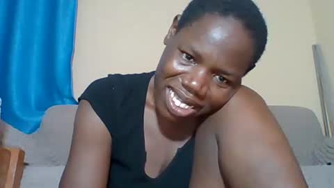 Snapshot of blacksexygal chatting on 05/28/26, 09:01 SARAH online show from 05/28/26, 09:01