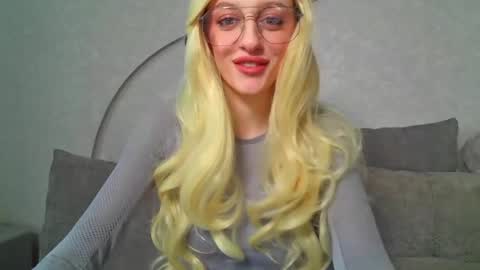 Ivy online show from 03/23/26, 02:10