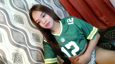 sweetyluna online show from 12/21/24, 07:49