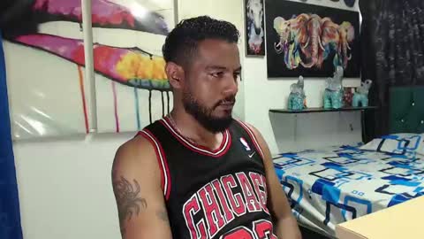 Richard online show from 02/05/25, 01:33