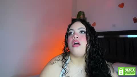 Snapshot of blair_curvy chatting on 06/11/26, 12:47 Blair online show from 06/11/26, 12:47