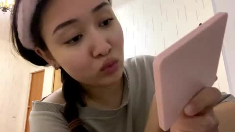 Snapshot of blairstassen chatting on 03/04/26, 06:14 Mila online show from 03/04/26, 06:14