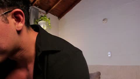 Snapshot of blake_levi chatting on 02/03/25, 01:41 Blake Levi Independent Model online show from 02/03/25, 01:41