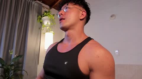 Snapshot of blake_levi chatting on 02/07/25, 02:50 Blake Levi Independent Model online show from 02/07/25, 02:50