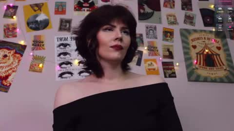 Britney online show from 04/01/26, 01:41