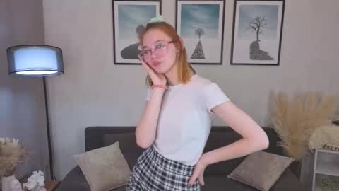 Snapshot of blakelatz chatting on 10/15/25, 11:32 Eliza online show from 10/15/25, 11:32