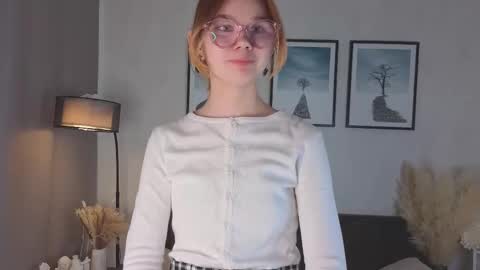 Snapshot of blakelatz chatting on 10/19/25, 10:05 Eliza online show from 10/19/25, 10:05