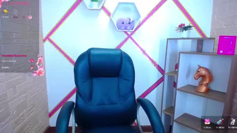 blakelovee online show from 10/31/25, 07:04