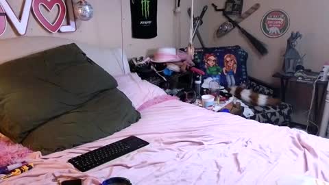 Snapshot of blakelytgirl chatting on 01/28/25, 07:11 Blakely Morningstar online show from 01/28/25, 07:11