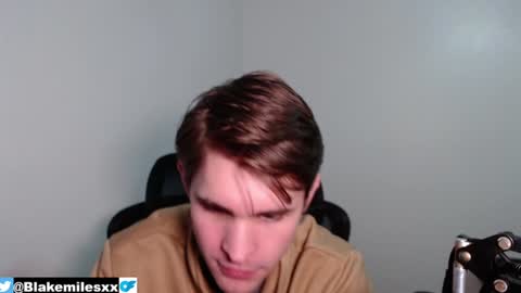 Snapshot of blakemiles2 chatting on 12/24/24, 03:16 Blake Miles online show from 12/24/24, 03:16