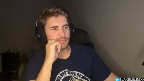 Snapshot of blakemiles2 chatting on 09/24/25, 04:16 Blake Miles online show from 09/24/25, 04:16