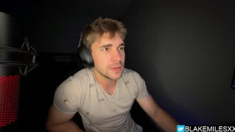 Snapshot of blakemiles2 chatting on 07/18/26, 02:05 Blake Miles online show from 07/18/26, 02:05