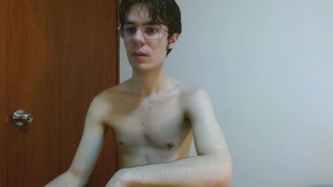 Snapshot of blakeshatter chatting on 12/09/24, 05:19 blakeshatter online show from 12/09/24, 05:19