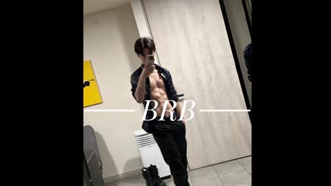 Snapshot of blakeshatter chatting on 12/29/24, 12:41 blakeshatter online show from 12/29/24, 12:41