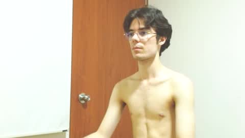 Snapshot of blakeshatter chatting on 03/11/25, 11:48 blakeshatter online show from 03/11/25, 11:48