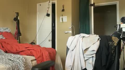 Snapshot of blakjag chatting on 10/26/25, 07:09 Blackjag00 online show from 10/26/25, 07:09