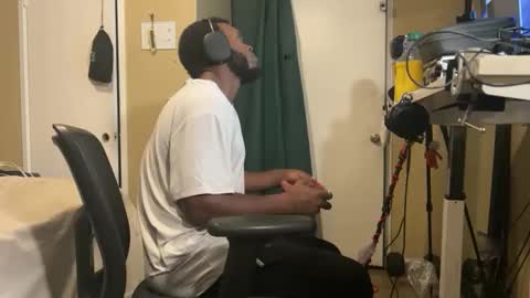 Snapshot of blakjag chatting on 11/02/25, 06:49 Blackjag00 online show from 11/02/25, 06:49