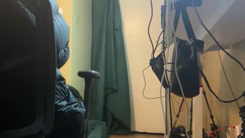 Snapshot of blakjag chatting on 12/17/25, 02:39 Blackjag00 online show from 12/17/25, 02:39