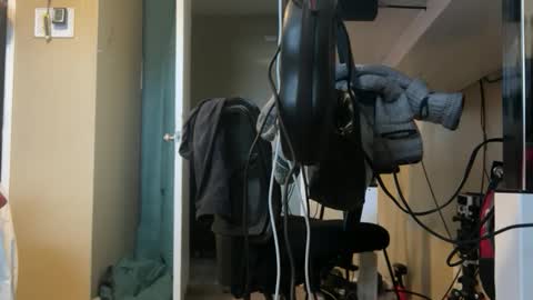 Snapshot of blakjag chatting on 12/20/25, 05:42 Blackjag00 online show from 12/20/25, 05:42