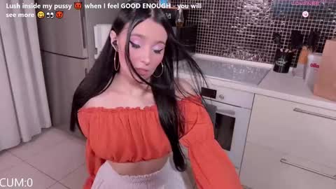 Snapshot of blancasuarez chatting on 10/05/25, 09:13 MY VIDEOS THAT WILL MAKE YOU CUM - online show from 10/05/25, 09:13