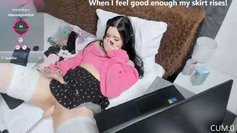 Snapshot of blancasuarez chatting on 10/15/25, 10:43 MY VIDEOS THAT WILL MAKE YOU CUM - online show from 10/15/25, 10:43