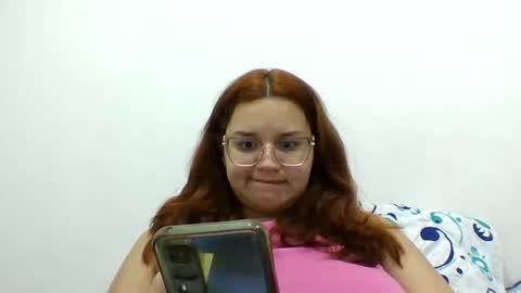 Snapshot of blanquita102530 chatting on 10/13/25, 03:06 Lary online show from 10/13/25, 03:06