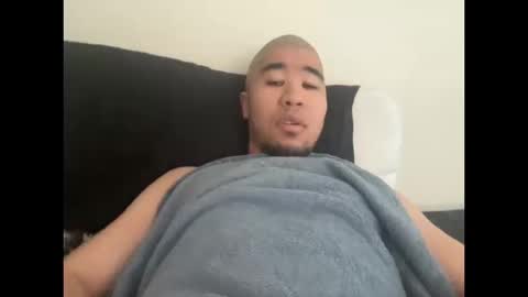 Snapshot of blasian4 chatting on 10/18/25, 03:46 blasian4 online show from 10/18/25, 03:46